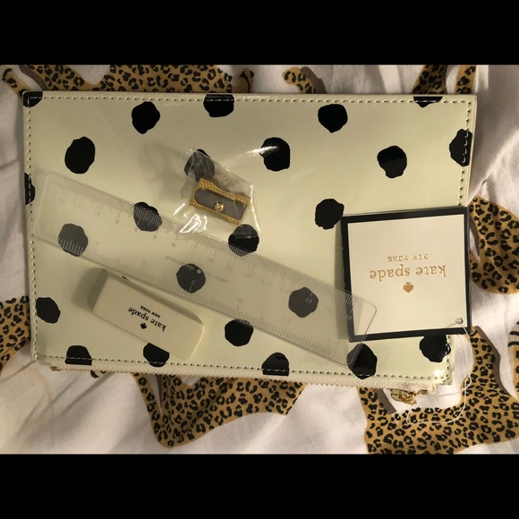 kate spade Accessories - NWT KATE SPADE ♠️ PENCIL ✏️ CASE/CLUTCH